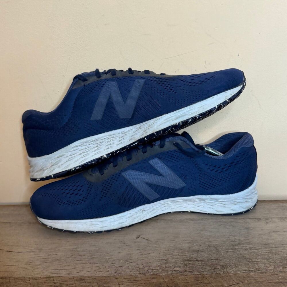 New Balance Fresh Foam Arishi running shoes men’s 13 navy blue - Picture 4 of 8